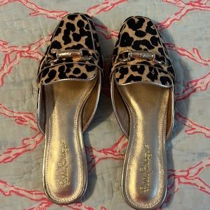 Lilly Pulitzer slip on loafers never worn 8.5